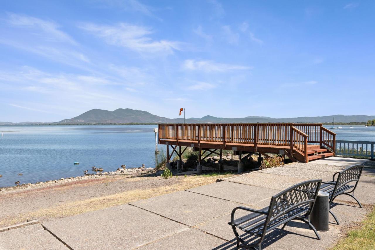 Skylark Shores Resort Lakeport Eksteriør bilde