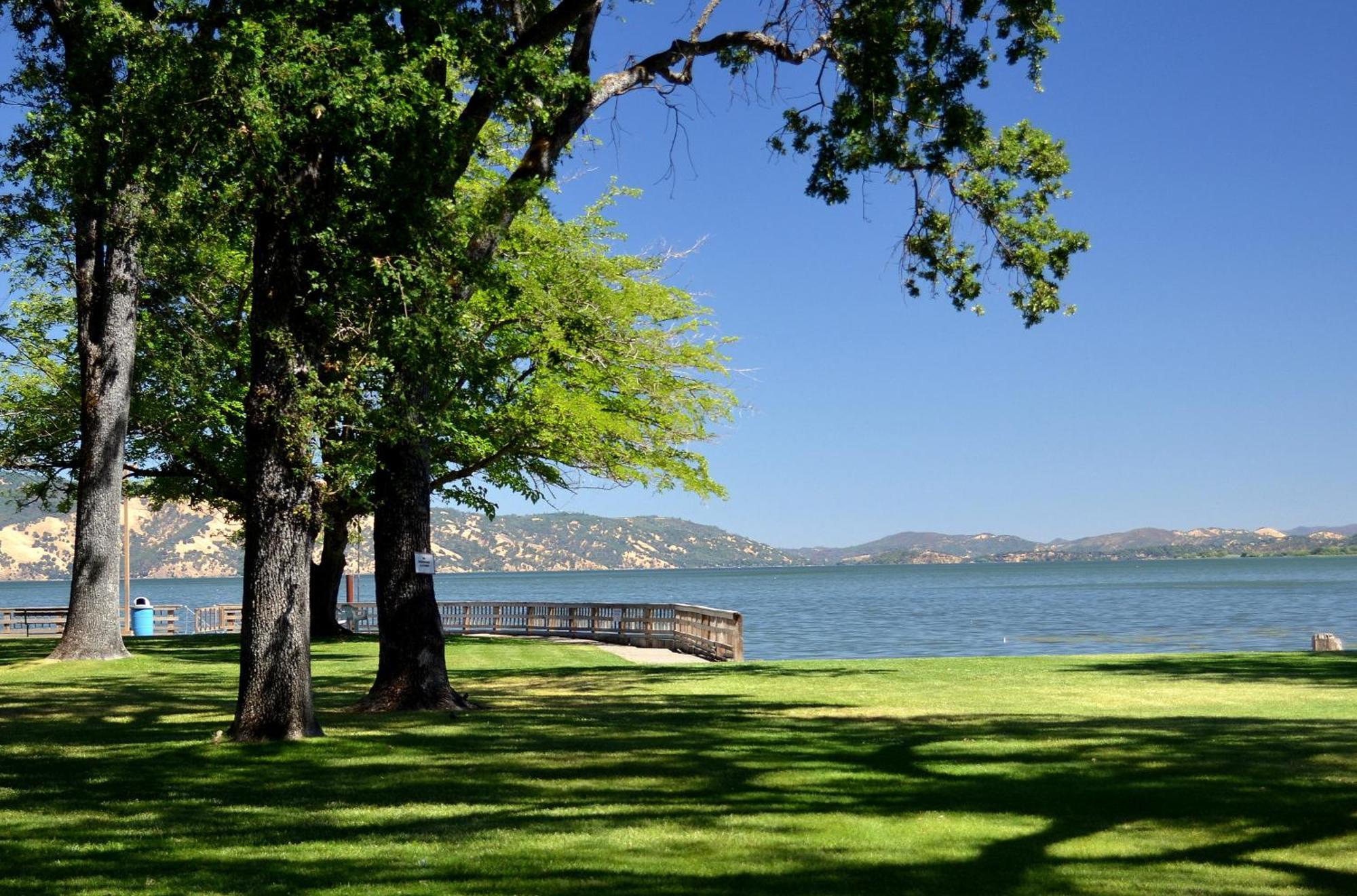 Skylark Shores Resort Lakeport Eksteriør bilde