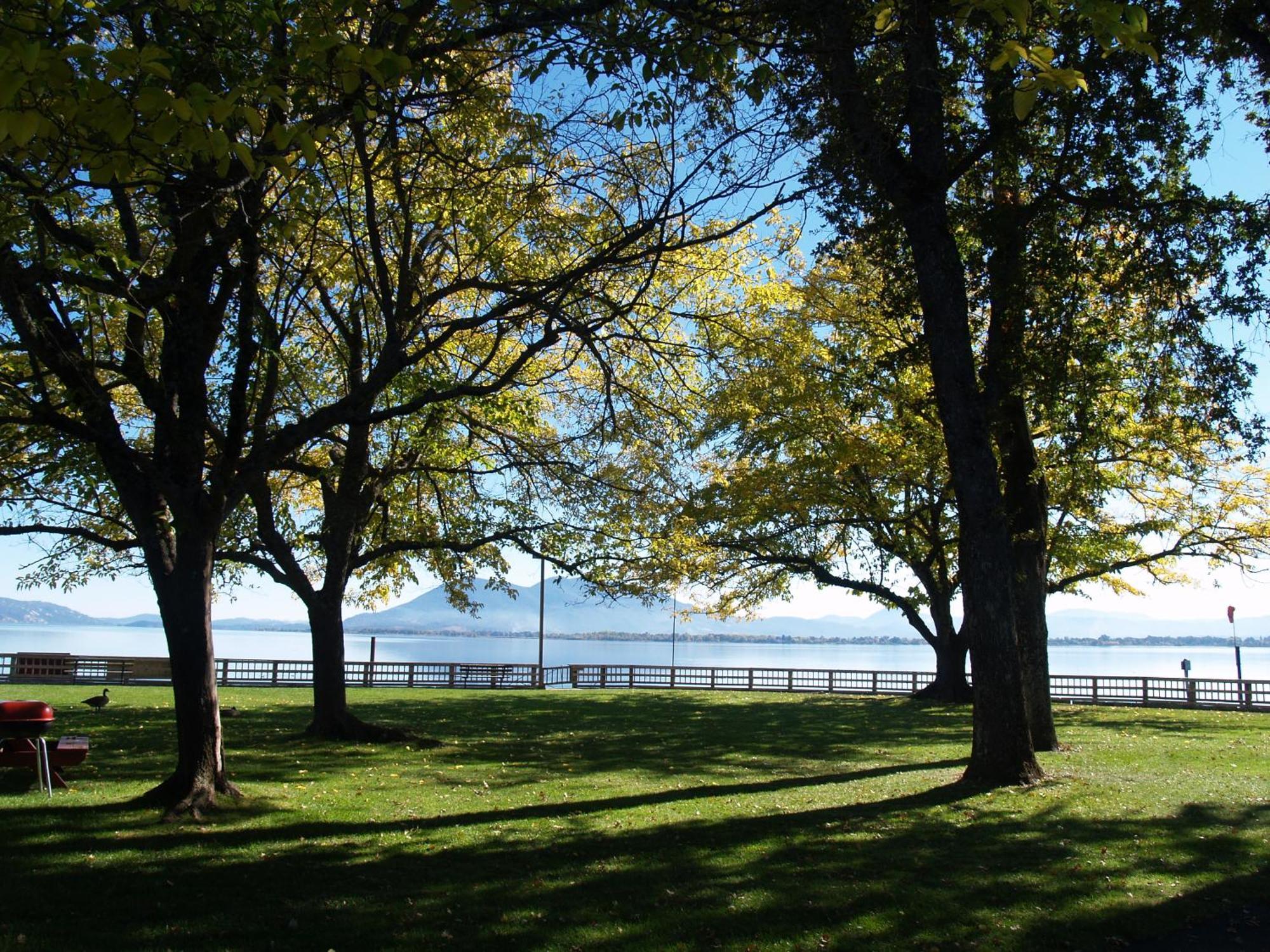 Skylark Shores Resort Lakeport Eksteriør bilde