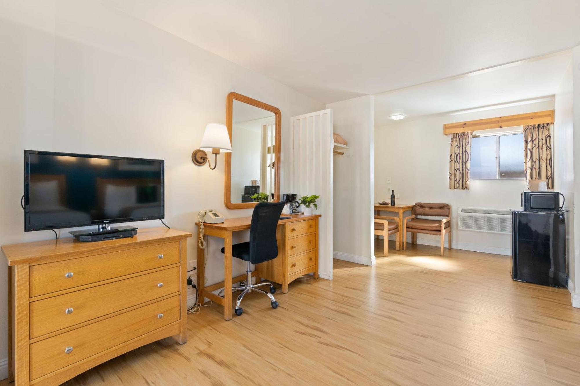 Skylark Shores Resort Lakeport Eksteriør bilde
