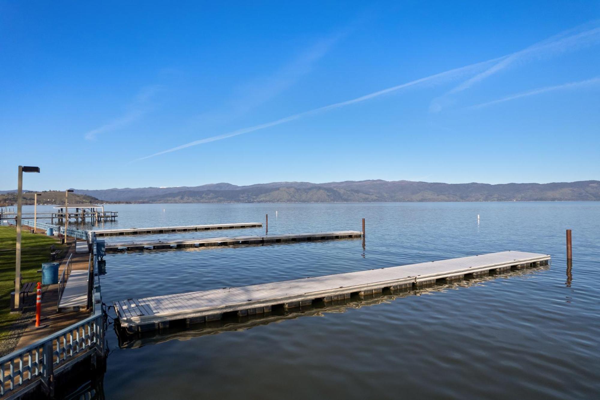 Skylark Shores Resort Lakeport Eksteriør bilde